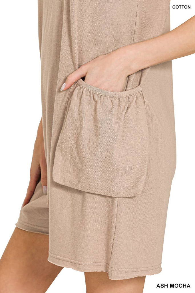 `.Spaghetti Strap Pocketed Romper w/ Pockets: FUCHSIA-180503 / S