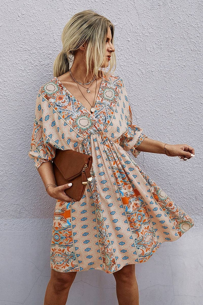 V Neck Half Sleeve Graphic Swing Dress: PINK / M