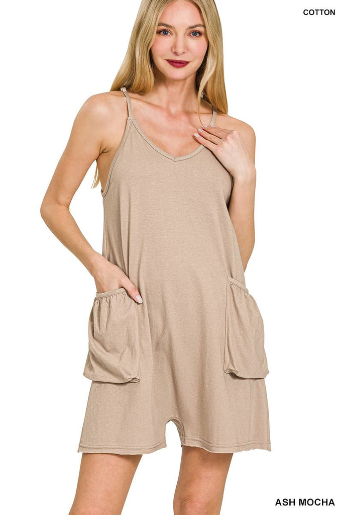 `.Spaghetti Strap Pocketed Romper w/ Pockets: FUCHSIA-180503 / S
