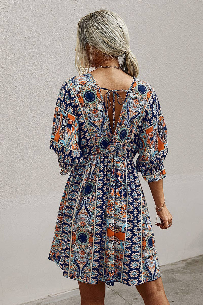 V Neck Half Sleeve Graphic Swing Dress: PINK / M
