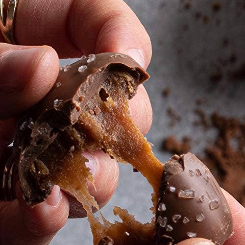 The Sweet & Salty Showstopper Gift Box