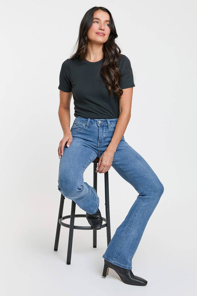 Mid Rise Curve WannaBettaButt Bootcut Jeans-WP067075: 08L / 6